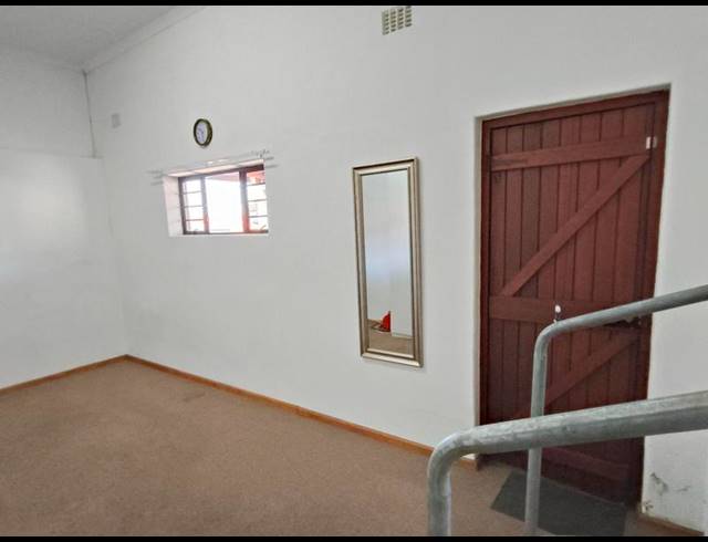 1 BEDROOM PROPERTY TO RENT IN BRACKEN HEIGHTS